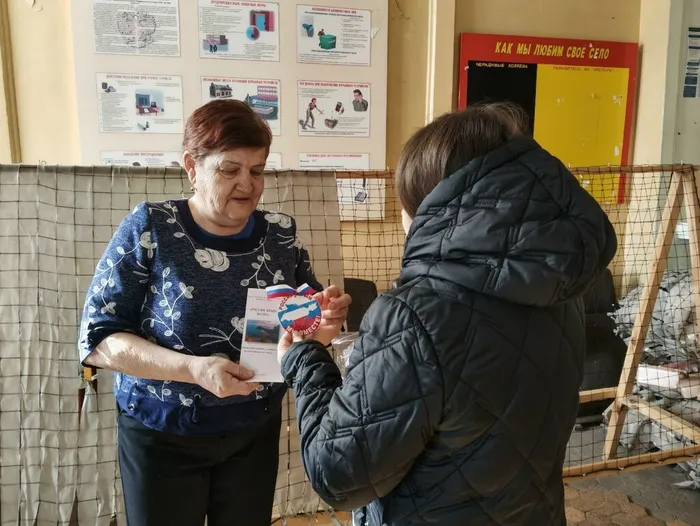 Раздача буклетов жителям села Дубовый Умёт