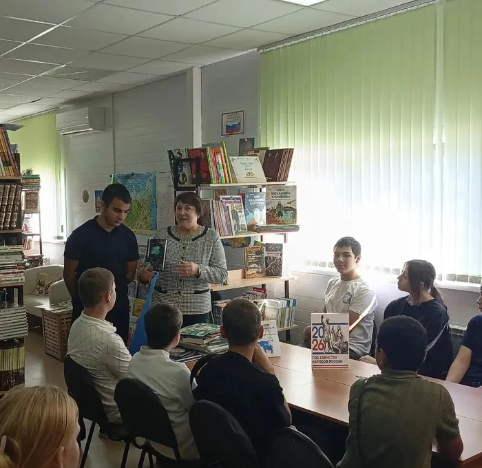 Награждение победителя Всероссийского диктанта Россия – дом народов