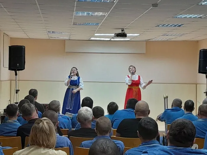 Выезд творческих коллективов в госпиталь