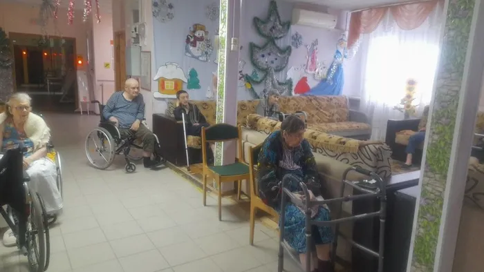 Участники краеведческой ретро-встречи в Пансионате ветеранов труда