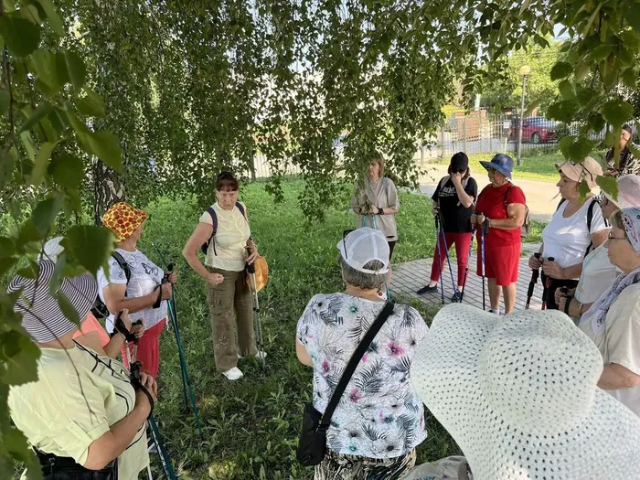 Инструктаж по правильной ходьбе со скандинавскими палками