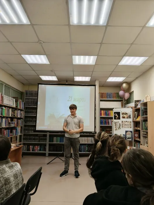 Участники встречи читают стихи