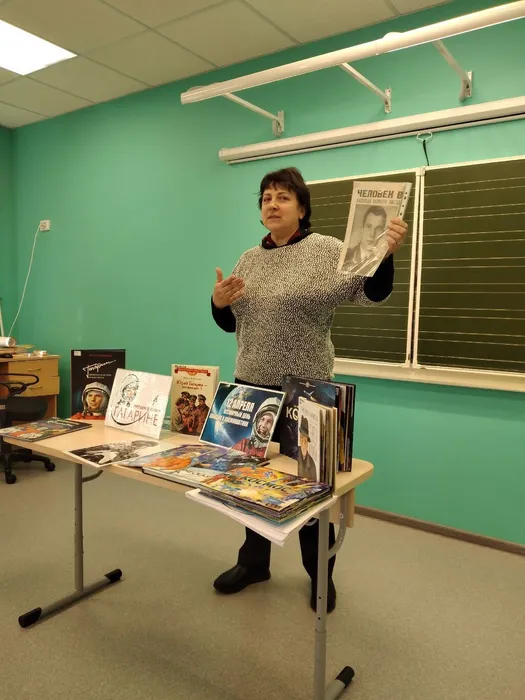 Газета о первом полёте человека в космос от 13 апреля 1961 года